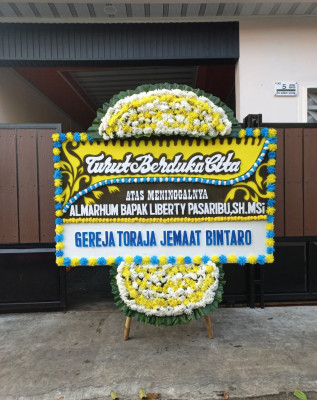 Papan Bunga Duka di Pontodon